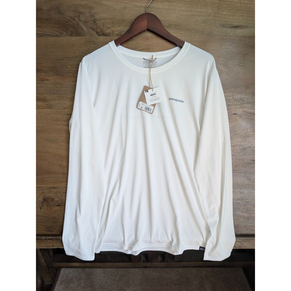 NWT Patagonia Capilene Cool Daily Graphic Shirt Womens XL White Long Sleeve Tee